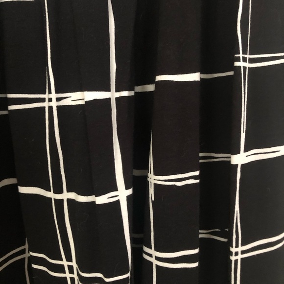 ASOS Geometric Midi Skirt - Picture 2 of 4